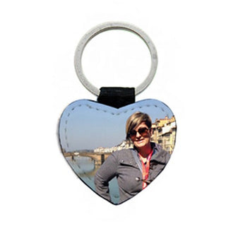 Llavero de ecopiel en forma de corazón