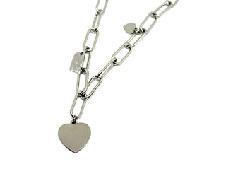 Collar de mujer de eslabones de cadena gruesa con colgante en forma de corazón y placa pequeña