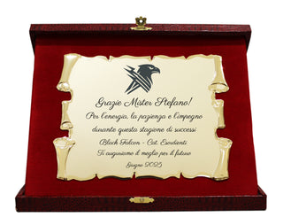 Elegante Targa Commemorativa Personalizzabile | Testo e Foto | Laurea, Pensione, Matrimonio, Anniversario | Personalizzata con dedica e Immagini | (Targhetta Dorata, Cofanetto Deluxe Bordeaux)