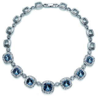 Collier con piedras azules y svarowski. Rodio