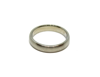Anello Stondato 4 mm Satinato