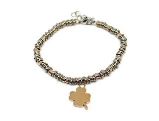 Pulsera de eslabones de anillo de plata y oro rosa para mujer con colgante de trébol de cuatro hojas