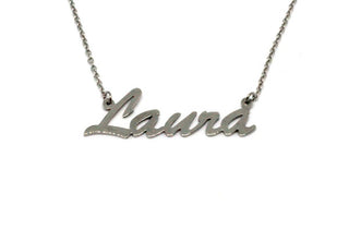 Collar de eslabones con nombre Laura