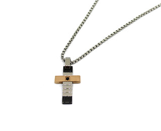 Collana Uomo Maglia Tonda con Ciondolo a forma di Croce con dettagli Neri e Oro e Cristallo Nero