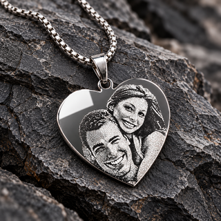 Collana cuore con fotoincisione su roccia antracite