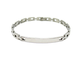 Pulsera fina para hombre en forma de V con placa.