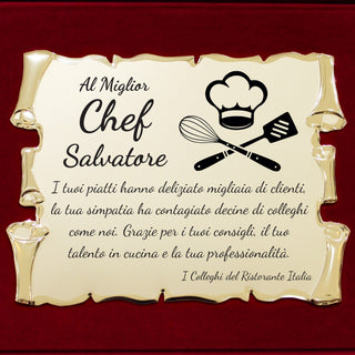 Dettaglio targa pergamena personalizzata per chef con dedica